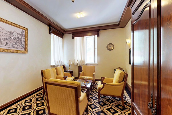 cattaro-hotel-deluxe-suite-003